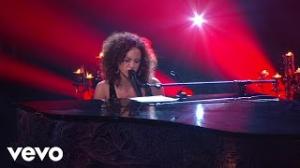 Zamob Alicia Keys - Fallin' (Piano and I AOL Sessions 1)