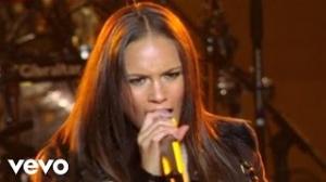Zamob Alicia Keys - No One (NYU Yahoo Pepsi Smash Performance)