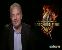 Zamob Catching Fire Cast Plays Would You Rather - Jennifer Lawrence