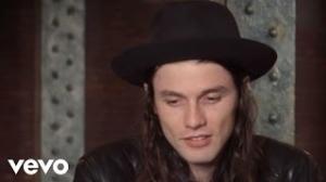Zamob James Bay - Interview from VevoHalloween 2015