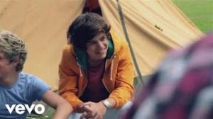 Zamob One Direction - Behind the scenes at the photoshoot - Harry
