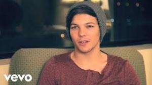 Zamob One Direction - Louis Interview ( LIFT)