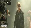 Zamob Justin Bieber - Somebody To Love (Remix) (Behind the Scenes) ft. Usher