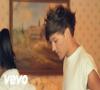 Zamob One Direction - Behind the scenes at the photoshoot - Louis