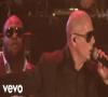 Zamob Pitbull - International Love ( LIVE! Carnival 2012 Salvador Brazil)