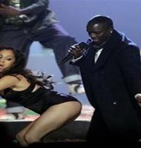 Zamob Akon On Stage