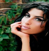 Zamob Amy Winehouse 21