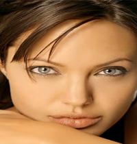 Zamob Angelina Jolie sexy look