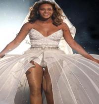 Zamob Beyonces Wedding Dress