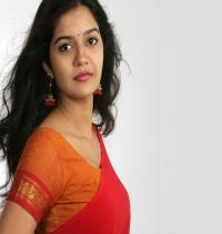 Zamob Colors Swathi in Red Saree
