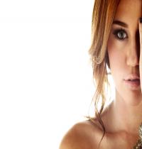 Zamob Gorgeous Miley Cyrus