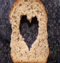 Zamob Heart Bread