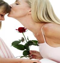 Zamob Kiss The Most Beautiful Mothers Day gifts