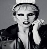 Zamob Lady Gaga With Fantastic Make Up