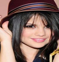 Zamob Selena Gomez 45