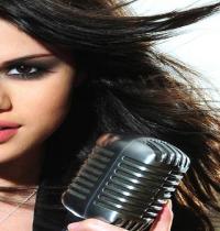 Zamob Selena Gomez Microphone
