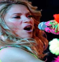 Zamob Shakira Sing Song With Colored Jewelery