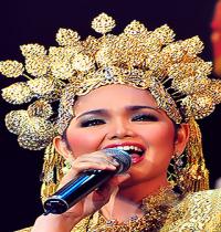 Zamob Siti Nurhaliza performing