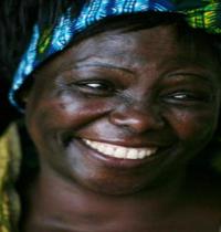 Zamob Wangari Maathai Smile